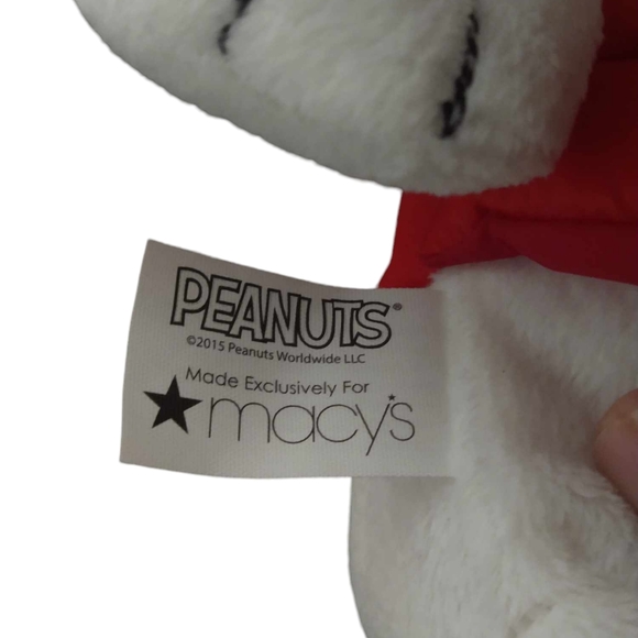 2015 Winter Collection Snoopy Plush Peanuts Macy's Exclusive - Picture 4 of 4